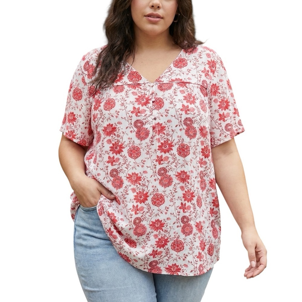 Skies Are Blue Curvy 2X Floral Casual Short Sleeve Shirt Blouse